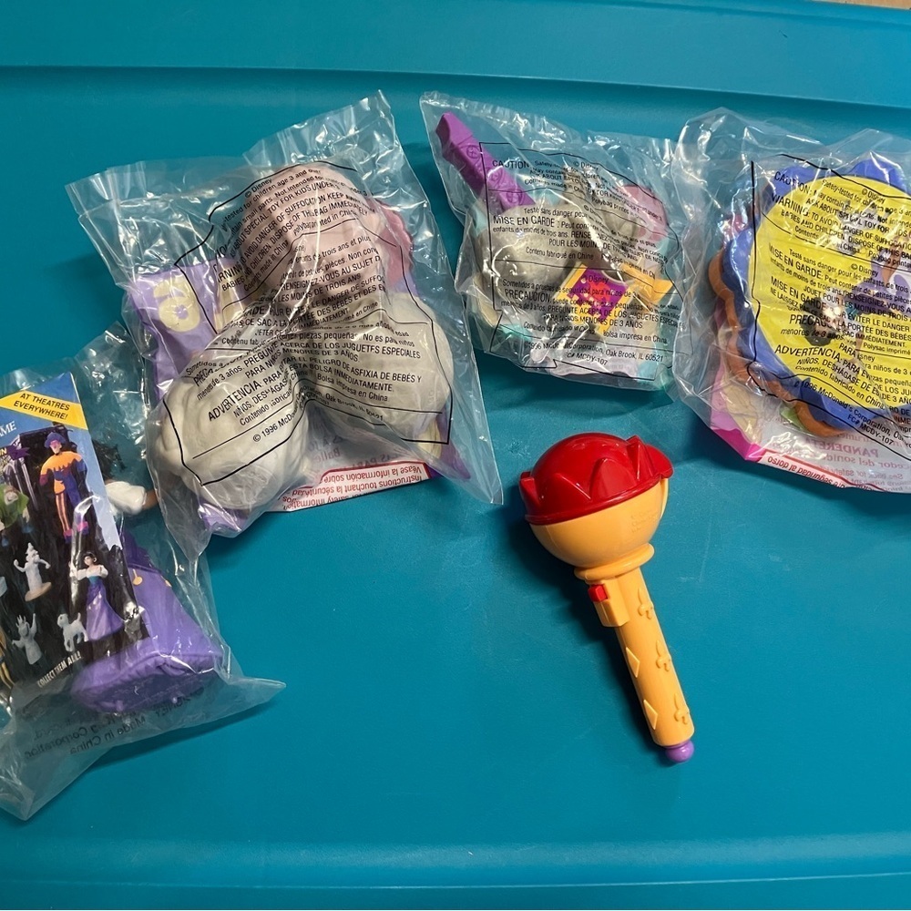 McDonald's and Burger King Happy Meal Toy Set - Picture 2 of 12